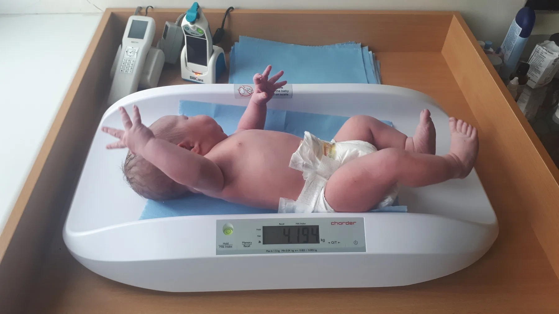 Read more about the article Beebikaalud Narva Haigla naistekliinikule