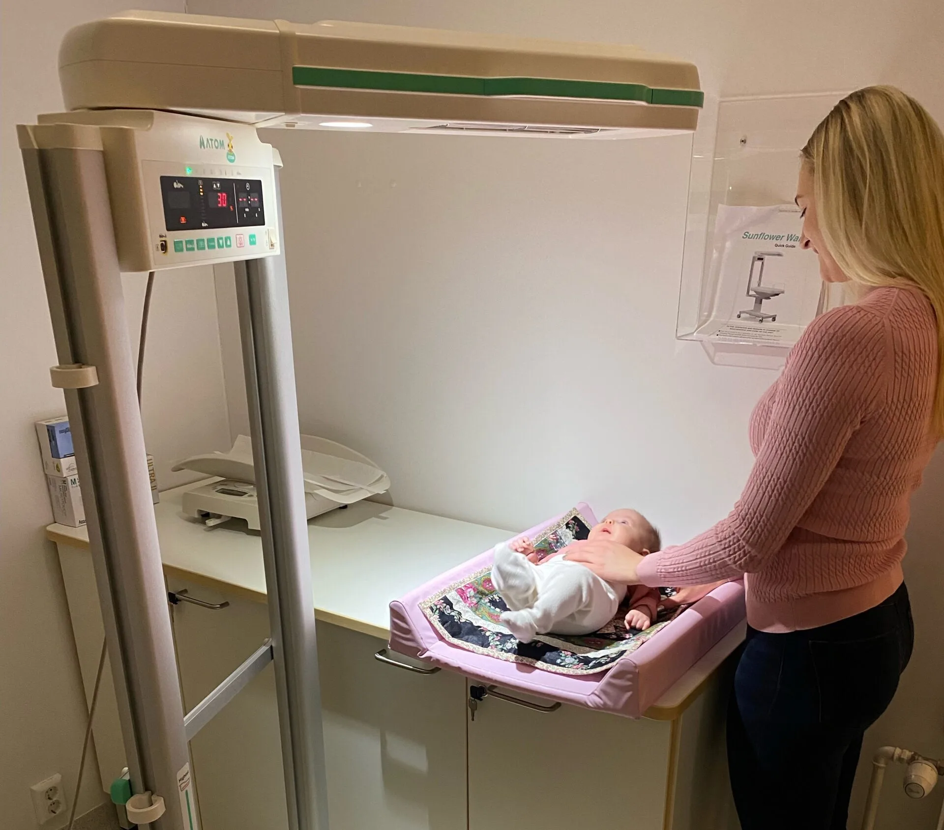 Read more about the article Vastsündinu soojenduslamp Tartu Ülikooli Kliinikumi sünnitusosakonnale